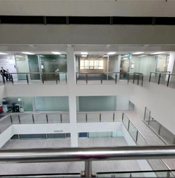 North Bridge Centre (D7), Office #626457531